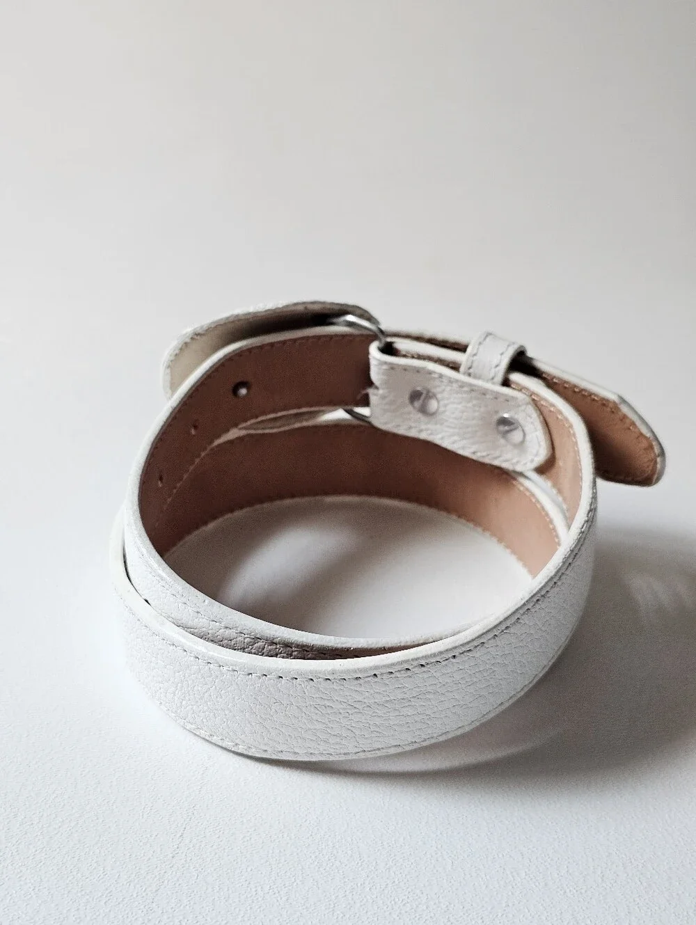 Cuatrero White Pebbled Leather Belt Oval Covered Buckle Size 30 Made in Mexico
